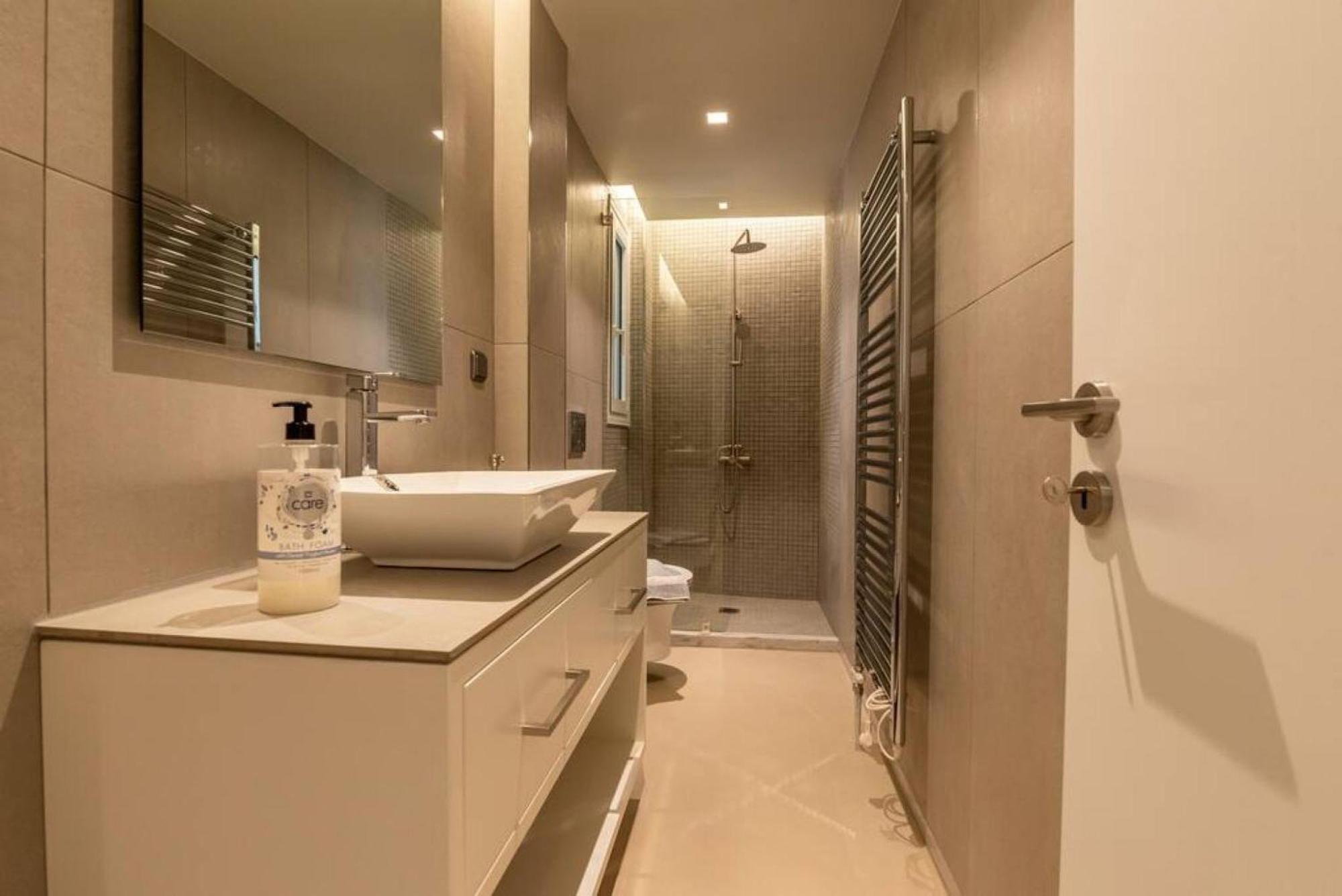 Luxurious Apartment In Acropolis Athene Buitenkant foto