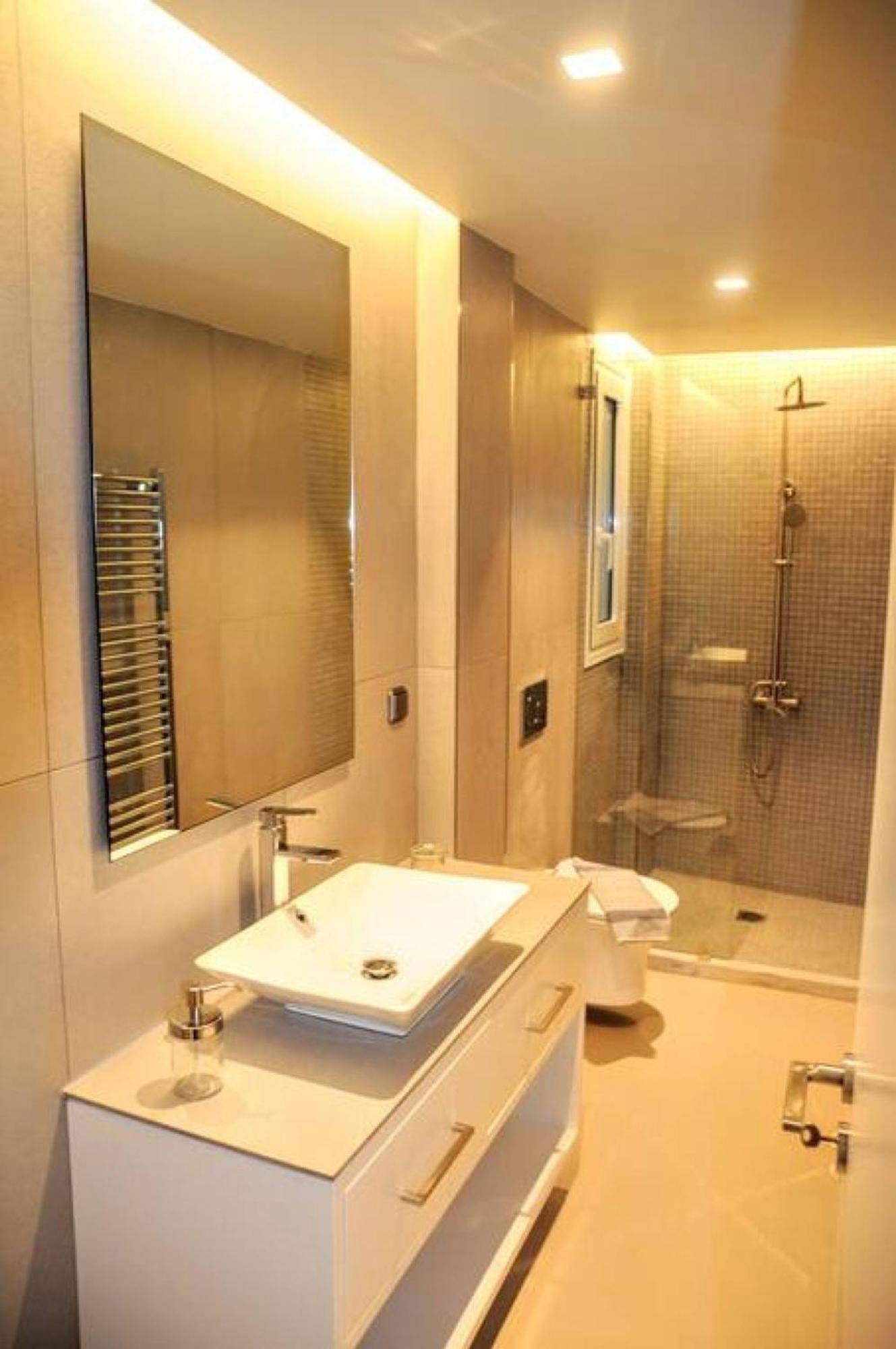 Luxurious Apartment In Acropolis Athene Buitenkant foto