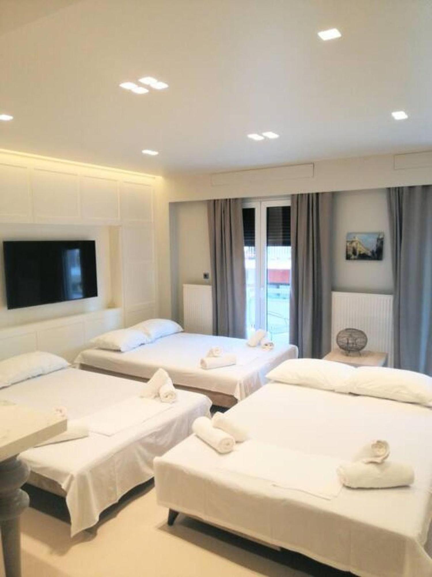 Luxurious Apartment In Acropolis Athene Buitenkant foto