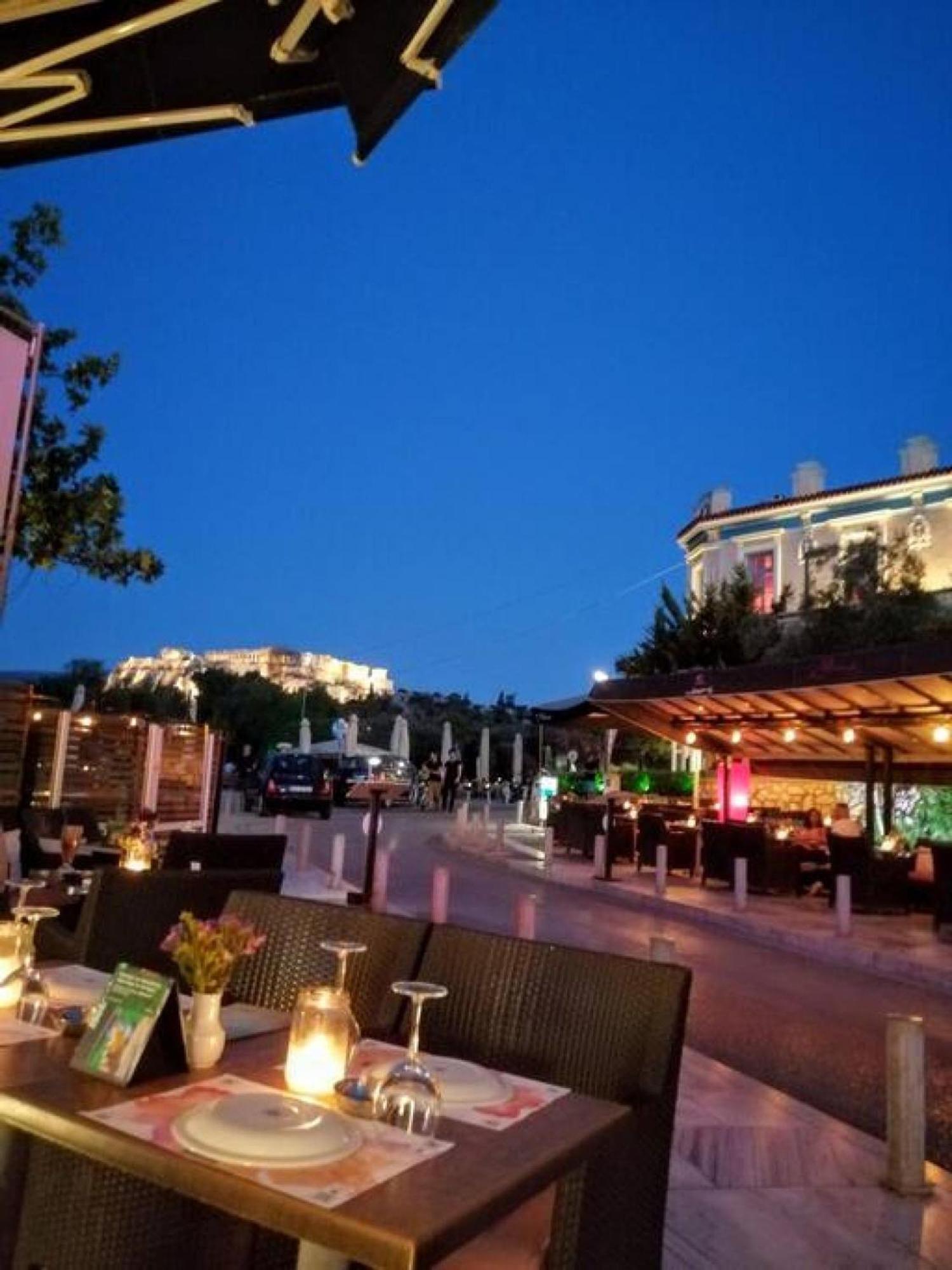 Luxurious Apartment In Acropolis Athene Buitenkant foto